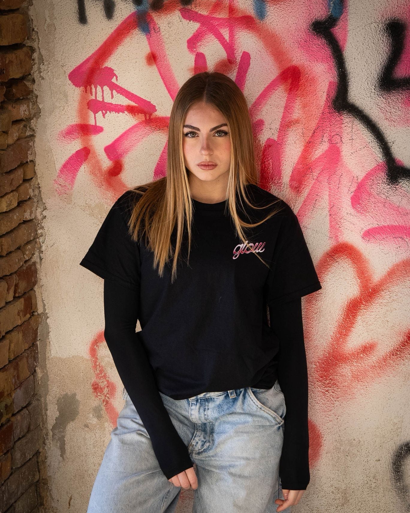 T-shirt hot girls love house music